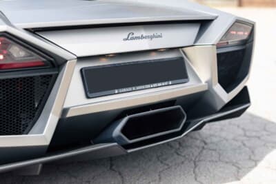 158万ユーロ(邦貨換算約2億5665万円)で落札されたランボルギーニ「レヴェントン ロードスター」(C)Courtesy of RM Sotheby's