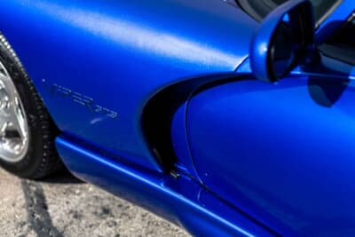 9万ドル〜11万ドル（約1330万〜1625万円）で現在も販売中のダッヂ「バイパーGTS」（C）Courtesy of RM Sotheby's