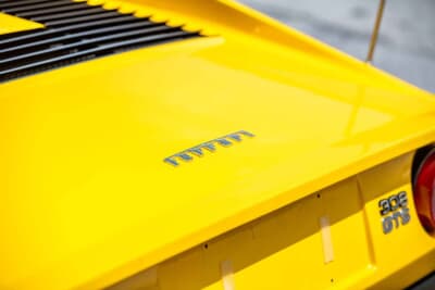 10万ドル〜12万5000ドル（邦貨換算で約1477万〜1846万円）で現在も販売中のフェラーリ「308GTS」（C）Courtesy of RM Sotheby's