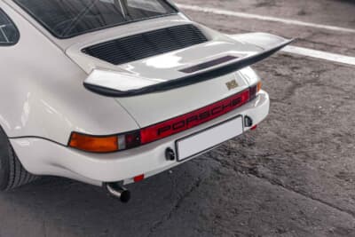 100万～150万ユーロ（邦貨換算約1億6245万～2億4365万円）で現在も販売中のポルシェ「911カレラRS 3.0」C）Courtesy of RM Sotheby's