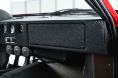 281万7500ユーロ（邦貨換算約4億5770万円）で落札されたフェラーリ「F40」（C）Courtesy of RM Sotheby's