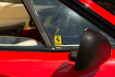 4万8300英ポンド（邦貨換算約960万円）で落札されたフェラーリ「328GTS」（C）Courtesy of RM Sotheby's