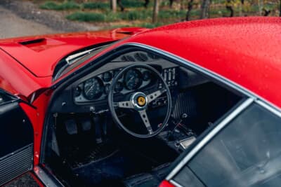 53万9375ユーロ（邦貨換算約8762万円）で落札されたフェラーリ「365GTB/4」（C）Courtesy of RM Sotheby's