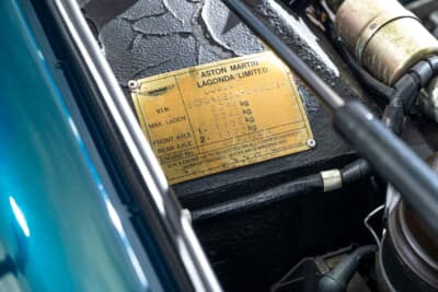 4万3700英ポンド(邦貨換算約866万円)で落札されたアストンマーティン「ヴィラージュ ヴォランテ」(C)Courtesy of RM Sotheby's