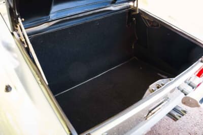 44万8500スイスフラン（邦貨換算約7680万円）で落札されたディーノ「246GTS」（C）Bonhams