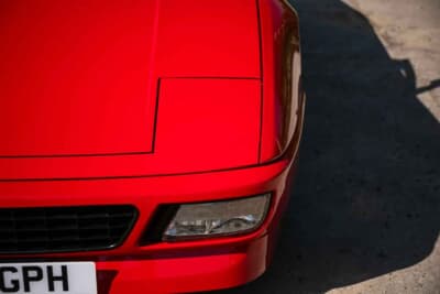 5万6250英ポンド（邦貨換算約1100万円）落札されたフェラーリ「348スパイダー」（C）iconicauctioneers