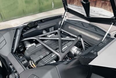 158万ユーロ(邦貨換算約2億5665万円)で落札されたランボルギーニ「レヴェントン ロードスター」(C)Courtesy of RM Sotheby's