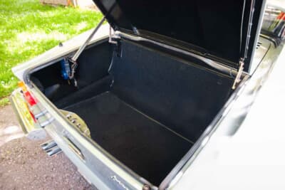 44万8500スイスフラン（邦貨換算約7680万円）で落札されたディーノ「246GTS」（C）Bonhams