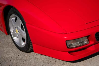 5万6250英ポンド（邦貨換算約1100万円）落札されたフェラーリ「348スパイダー」（C）iconicauctioneers