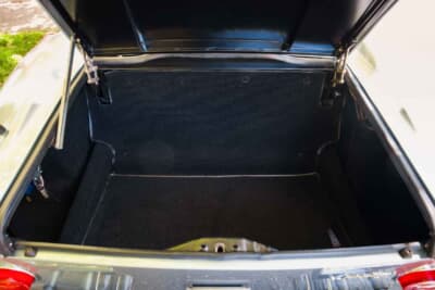 44万8500スイスフラン（邦貨換算約7680万円）で落札されたディーノ「246GTS」（C）Bonhams