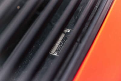 45万ユーロ～55万ユーロ（邦貨換算約7310万円～8934万円）で現在も販売中のポルシェ「911 カップ3.8 RSR」（C）Courtesy of RM Sotheby's