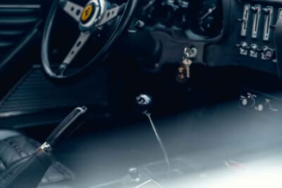 53万9375ユーロ（邦貨換算約8762万円）で落札されたフェラーリ「365GTB/4」（C）Courtesy of RM Sotheby's