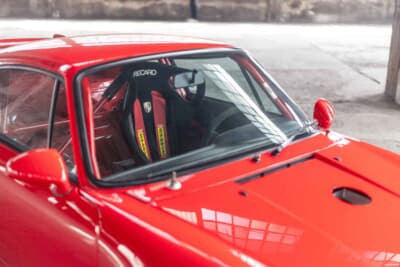 45万ユーロ～55万ユーロ（邦貨換算約7310万円～8934万円）で現在も販売中のポルシェ「911 カップ3.8 RSR」（C）Courtesy of RM Sotheby's