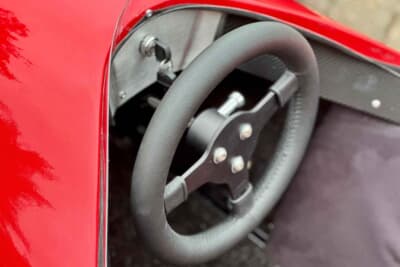 1万8400スイスフラン(邦貨換算約337万円)で落札されたF1ジュニアカー「642」(C)Bonhams