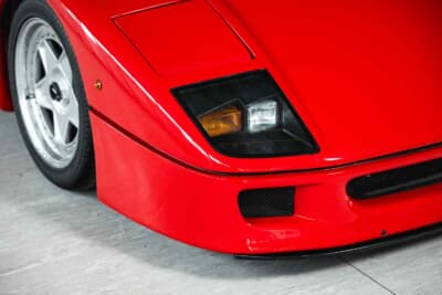 281万7500ユーロ（邦貨換算約4億5770万円）で落札されたフェラーリ「F40」（C）Courtesy of RM Sotheby's