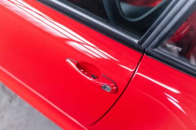 45万ユーロ～55万ユーロ（邦貨換算約7310万円～8934万円）で現在も販売中のポルシェ「911 カップ3.8 RSR」（C）Courtesy of RM Sotheby's