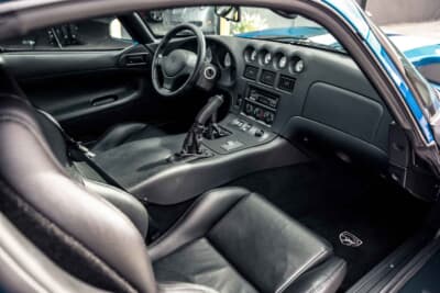 9万ドル〜11万ドル（約1330万〜1625万円）で現在も販売中のダッヂ「バイパーGTS」（C）Courtesy of RM Sotheby's