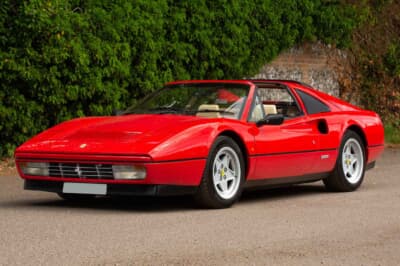 4万8300英ポンド（邦貨換算約960万円）で落札されたフェラーリ「328GTS」（C）Courtesy of RM Sotheby's