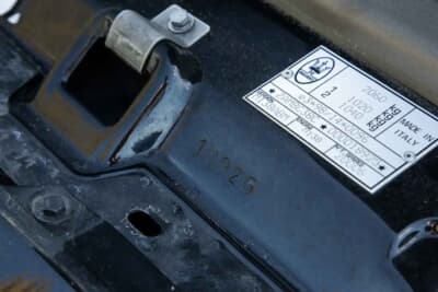 1万3500英ポンド(邦貨換算約268万円)で落札されたマセラティ「4200GT」(C)iconicauctioneers