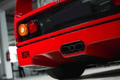 281万7500ユーロ（邦貨換算約4億5770万円）で落札されたフェラーリ「F40」（C）Courtesy of RM Sotheby's