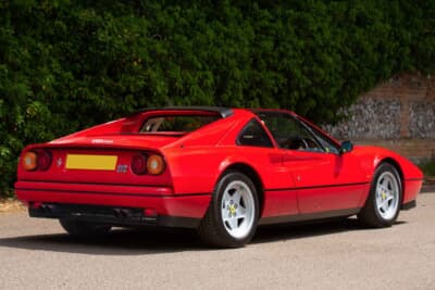 4万8300英ポンド（邦貨換算約960万円）で落札されたフェラーリ「328GTS」（C）Courtesy of RM Sotheby's