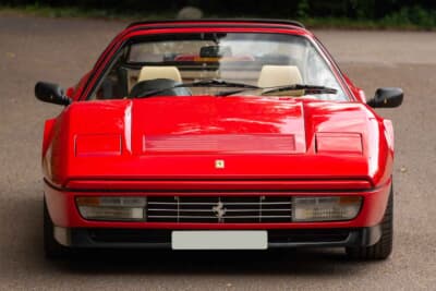 4万8300英ポンド（邦貨換算約960万円）で落札されたフェラーリ「328GTS」（C）Courtesy of RM Sotheby's