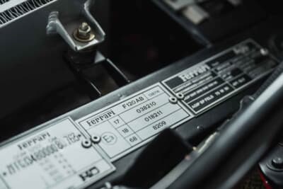 281万7500ユーロ（邦貨換算約4億5770万円）で落札されたフェラーリ「F40」（C）Courtesy of RM Sotheby's