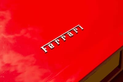 4万8300英ポンド（邦貨換算約960万円）で落札されたフェラーリ「328GTS」（C）Courtesy of RM Sotheby's