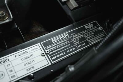 281万7500ユーロ（邦貨換算約4億5770万円）で落札されたフェラーリ「F40」（C）Courtesy of RM Sotheby's