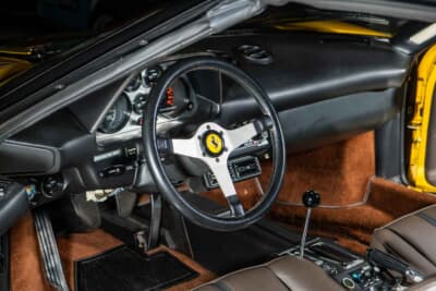 10万ドル〜12万5000ドル（邦貨換算で約1477万〜1846万円）で現在も販売中のフェラーリ「308GTS」（C）Courtesy of RM Sotheby's