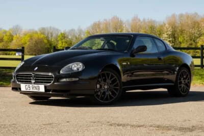 1万3500英ポンド(邦貨換算約268万円)で落札されたマセラティ「4200GT」(C)iconicauctioneers