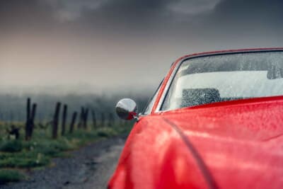 53万9375ユーロ（邦貨換算約8762万円）で落札されたフェラーリ「365GTB/4」（C）Courtesy of RM Sotheby's