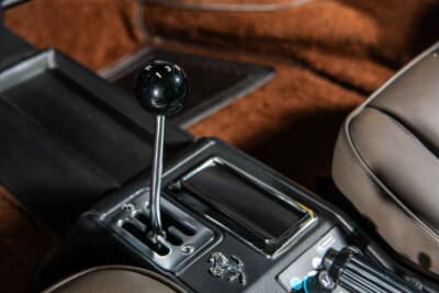 10万ドル〜12万5000ドル（邦貨換算で約1477万〜1846万円）で現在も販売中のフェラーリ「308GTS」（C）Courtesy of RM Sotheby's