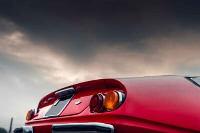 53万9375ユーロ（邦貨換算約8762万円）で落札されたフェラーリ「365GTB/4」（C）Courtesy of RM Sotheby's