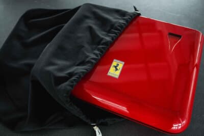 281万7500ユーロ（邦貨換算約4億5770万円）で落札されたフェラーリ「F40」（C）Courtesy of RM Sotheby's