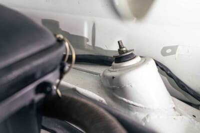 100万～150万ユーロ（邦貨換算約1億6245万～2億4365万円）で現在も販売中のポルシェ「911カレラRS 3.0」C）Courtesy of RM Sotheby's