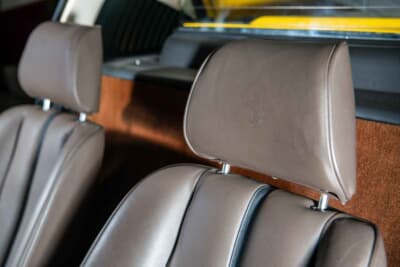 10万ドル〜12万5000ドル（邦貨換算で約1477万〜1846万円）で現在も販売中のフェラーリ「308GTS」（C）Courtesy of RM Sotheby's