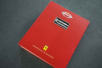 281万7500ユーロ（邦貨換算約4億5770万円）で落札されたフェラーリ「F40」（C）Courtesy of RM Sotheby's