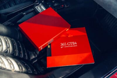 53万9375ユーロ（邦貨換算約8762万円）で落札されたフェラーリ「365GTB/4」（C）Courtesy of RM Sotheby's
