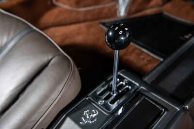 10万ドル〜12万5000ドル（邦貨換算で約1477万〜1846万円）で現在も販売中のフェラーリ「308GTS」（C）Courtesy of RM Sotheby's