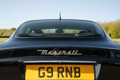 1万3500英ポンド(邦貨換算約268万円)で落札されたマセラティ「4200GT」(C)iconicauctioneers