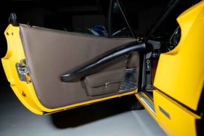 10万ドル〜12万5000ドル（邦貨換算で約1477万〜1846万円）で現在も販売中のフェラーリ「308GTS」（C）Courtesy of RM Sotheby's