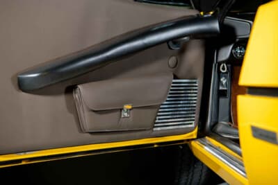 10万ドル〜12万5000ドル（邦貨換算で約1477万〜1846万円）で現在も販売中のフェラーリ「308GTS」（C）Courtesy of RM Sotheby's