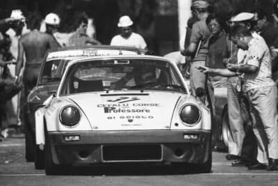 100万～150万ユーロ（邦貨換算約1億6245万～2億4365万円）で現在も販売中のポルシェ「911カレラRS 3.0」C）Courtesy of RM Sotheby's