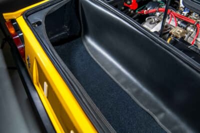 10万ドル〜12万5000ドル（邦貨換算で約1477万〜1846万円）で現在も販売中のフェラーリ「308GTS」（C）Courtesy of RM Sotheby's