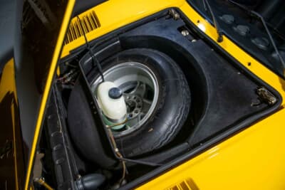 10万ドル〜12万5000ドル（邦貨換算で約1477万〜1846万円）で現在も販売中のフェラーリ「308GTS」（C）Courtesy of RM Sotheby's