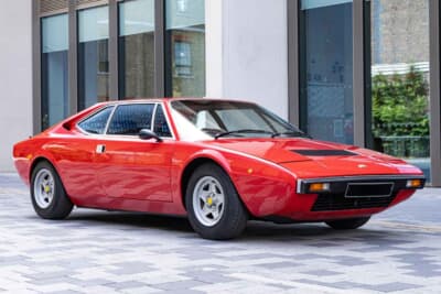 3万2200ポンド（邦貨換算約650万円）で落札されたフェラーリ「308GT4」（C）Bonhams