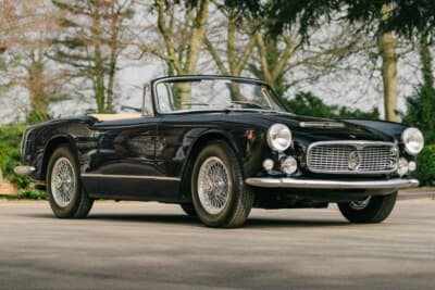 43万2500英ポンド（邦貨換算約8530万円）で落札されたマセラティ「3500GTスパイダー」（C）Courtesy of RM Sotheby's
