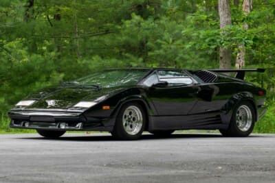 オジサマ憧れの「カウンタック」！走行距離5655kmの極上個体は約