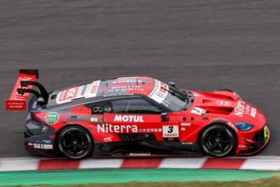 3号車 Niterra MOTUL Z